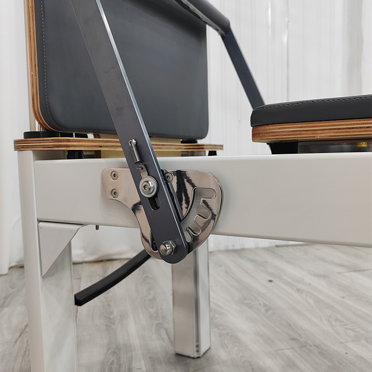 業務用アルミ製大型コアベッドピラティスリフォーマー（エクステ - Pilates And Yoga Studio のレビューと価格